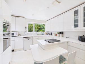 Kitchen- click for photo gallery